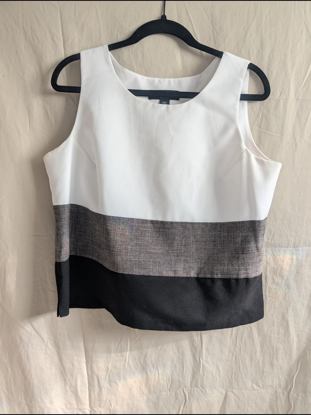 Sleeveless Colorblock Tank Top - White, Gray & Black